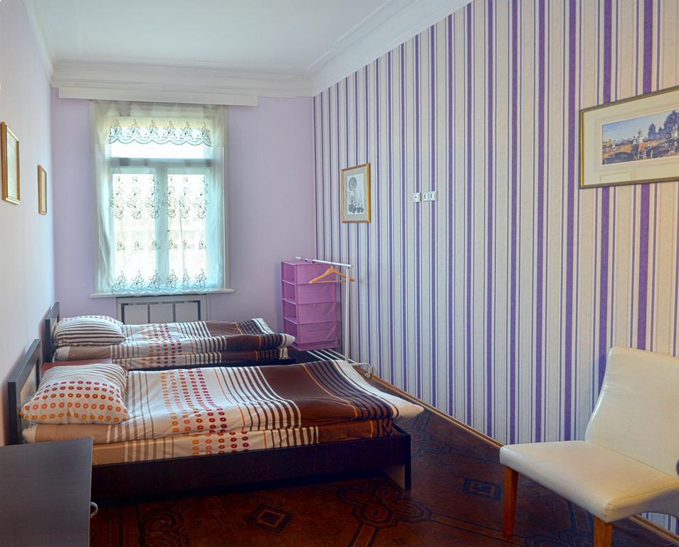 Griboedov Hostel & Suites Tiflis Oda fotoğraf