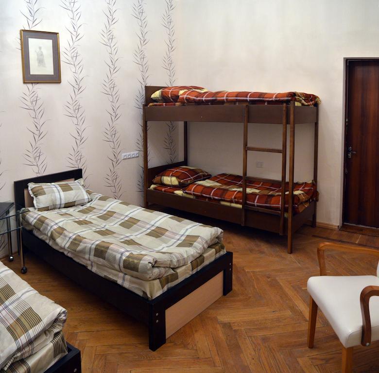 Griboedov Hostel & Suites Tiflis Oda fotoğraf