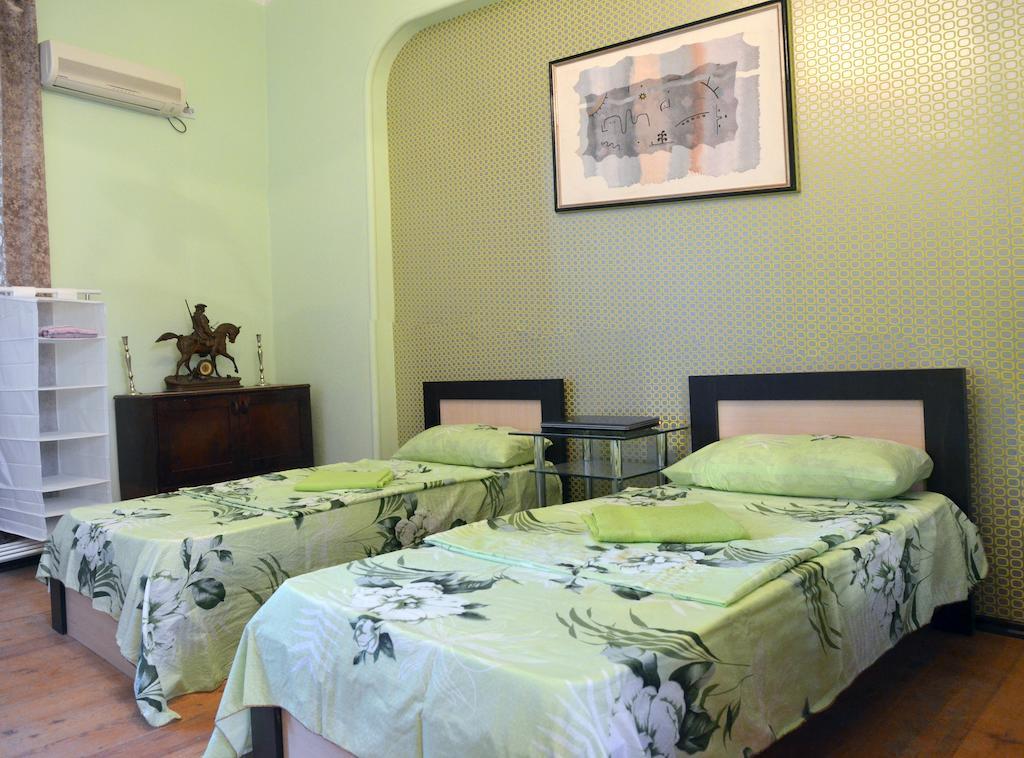 Griboedov Hostel & Suites Tiflis Oda fotoğraf