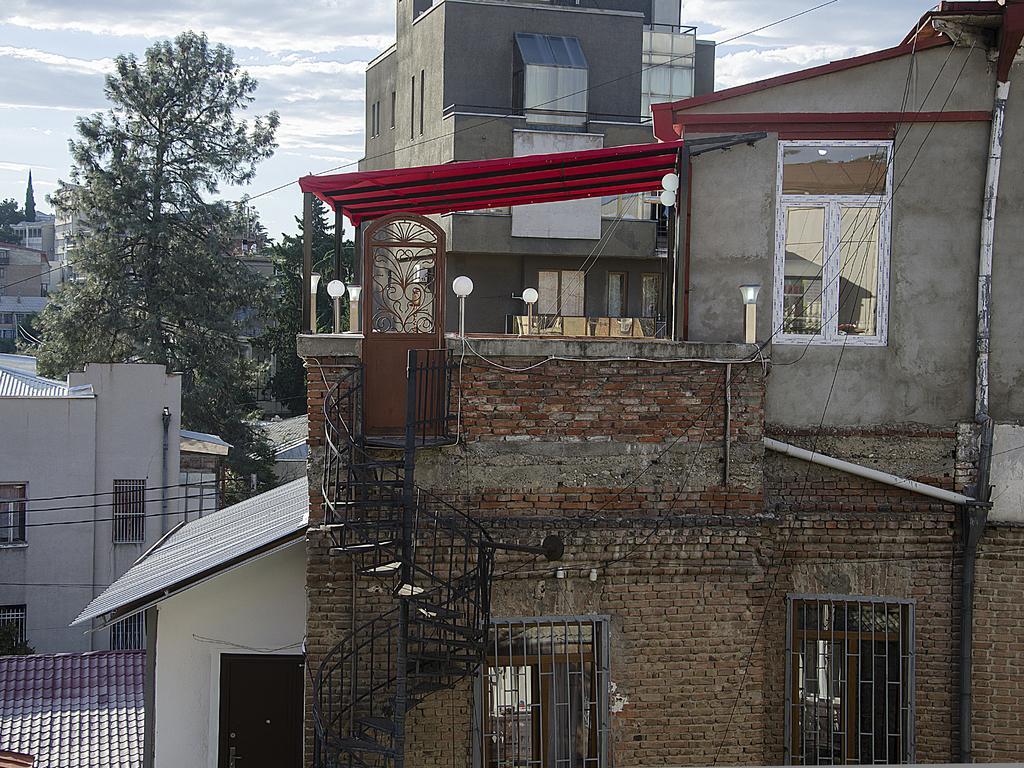 Griboedov Hostel & Suites Tiflis Dış mekan fotoğraf