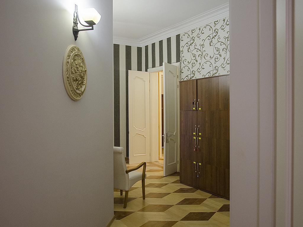 Griboedov Hostel & Suites Tiflis Dış mekan fotoğraf