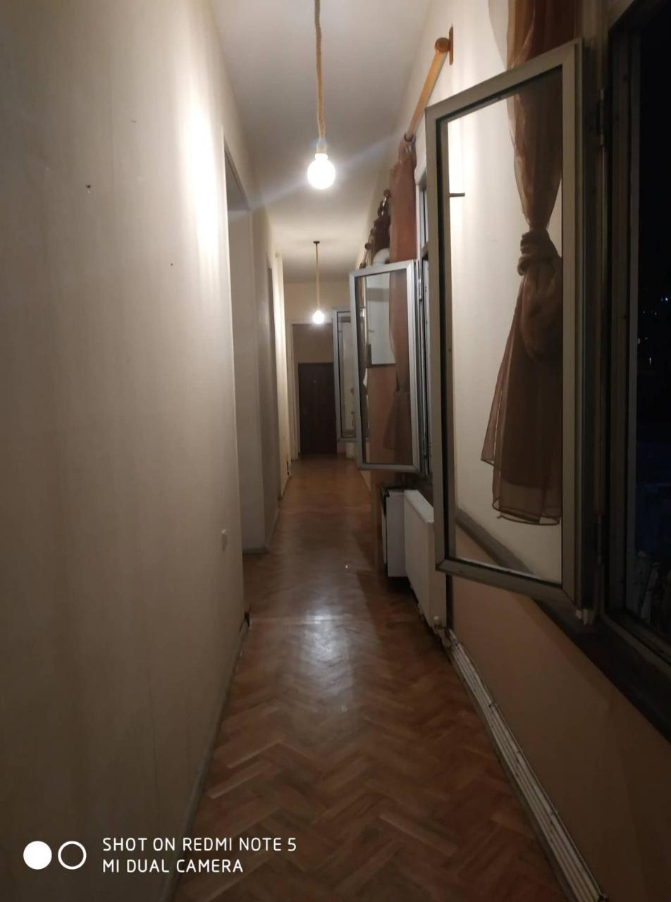 Griboedov Hostel & Suites Tiflis Dış mekan fotoğraf