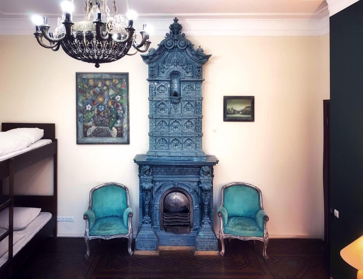 Griboedov Hostel & Suites Tiflis Dış mekan fotoğraf